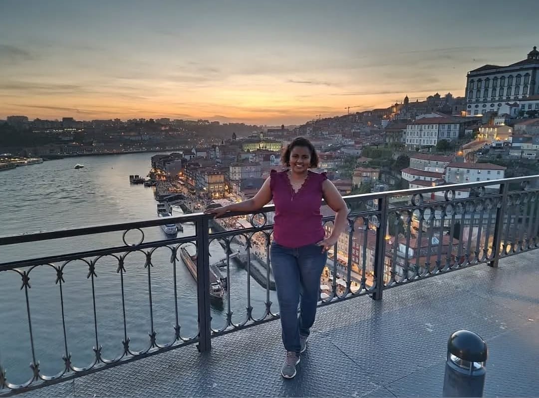 “Dançando com Sonhos e Saudades, a Coragem de Reescrever Sua História”